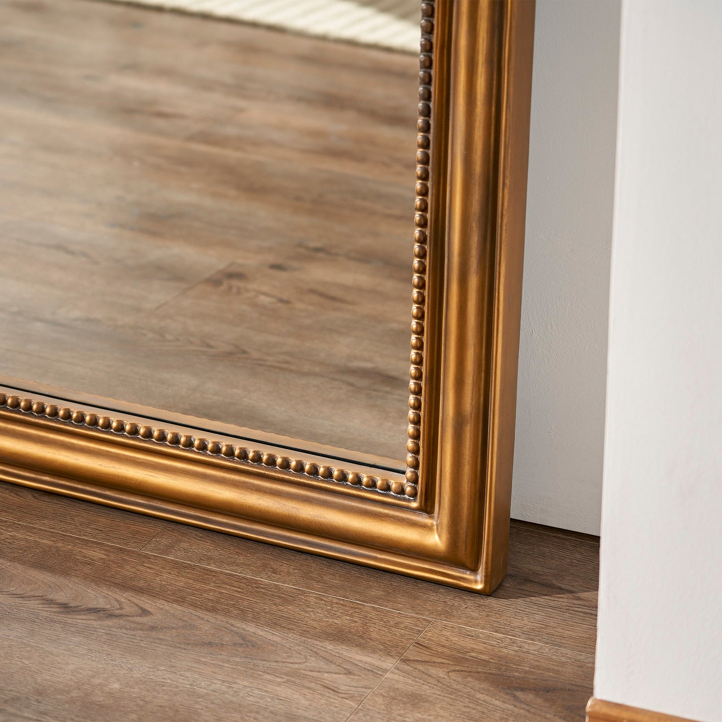 Cartel Floor Mirror - Lakkadhaara