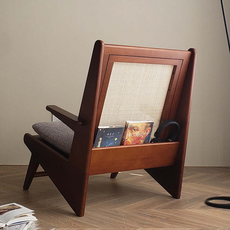Kangaroo Lounge Chair - Lakkadhaara