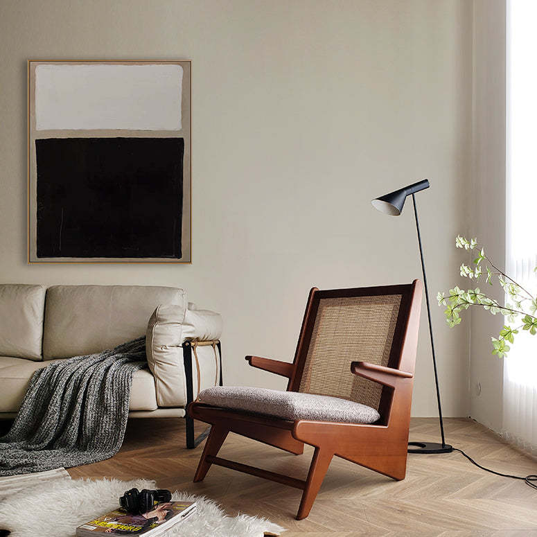 Kangaroo Lounge Chair - Lakkadhaara