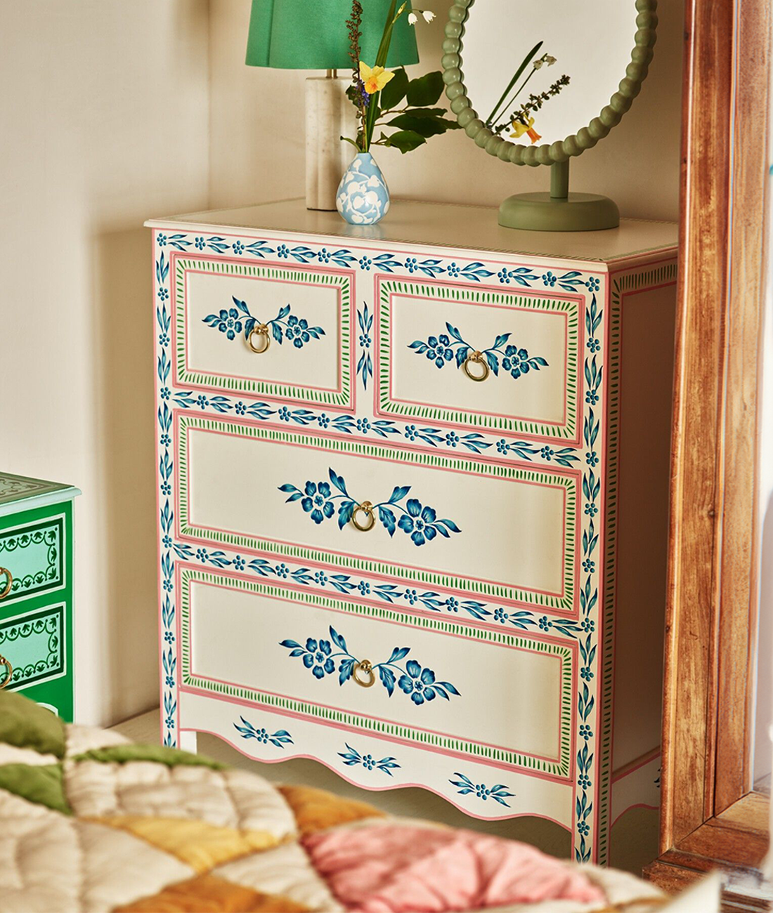 Malibu Chest Of Drawer - Lakkadhaara