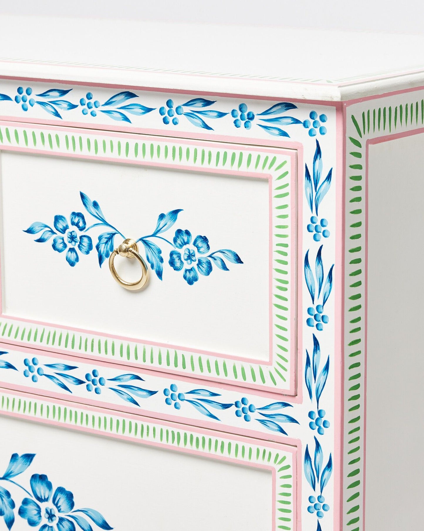 Malibu Chest Of Drawer - Lakkadhaara