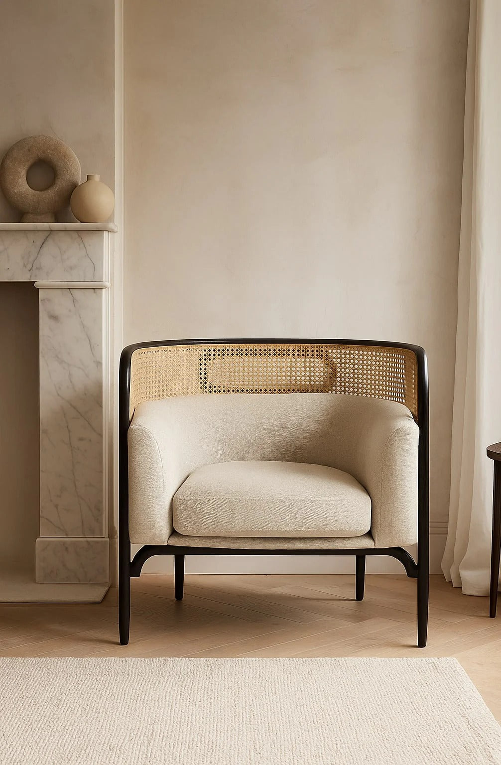 Neitri Armchair