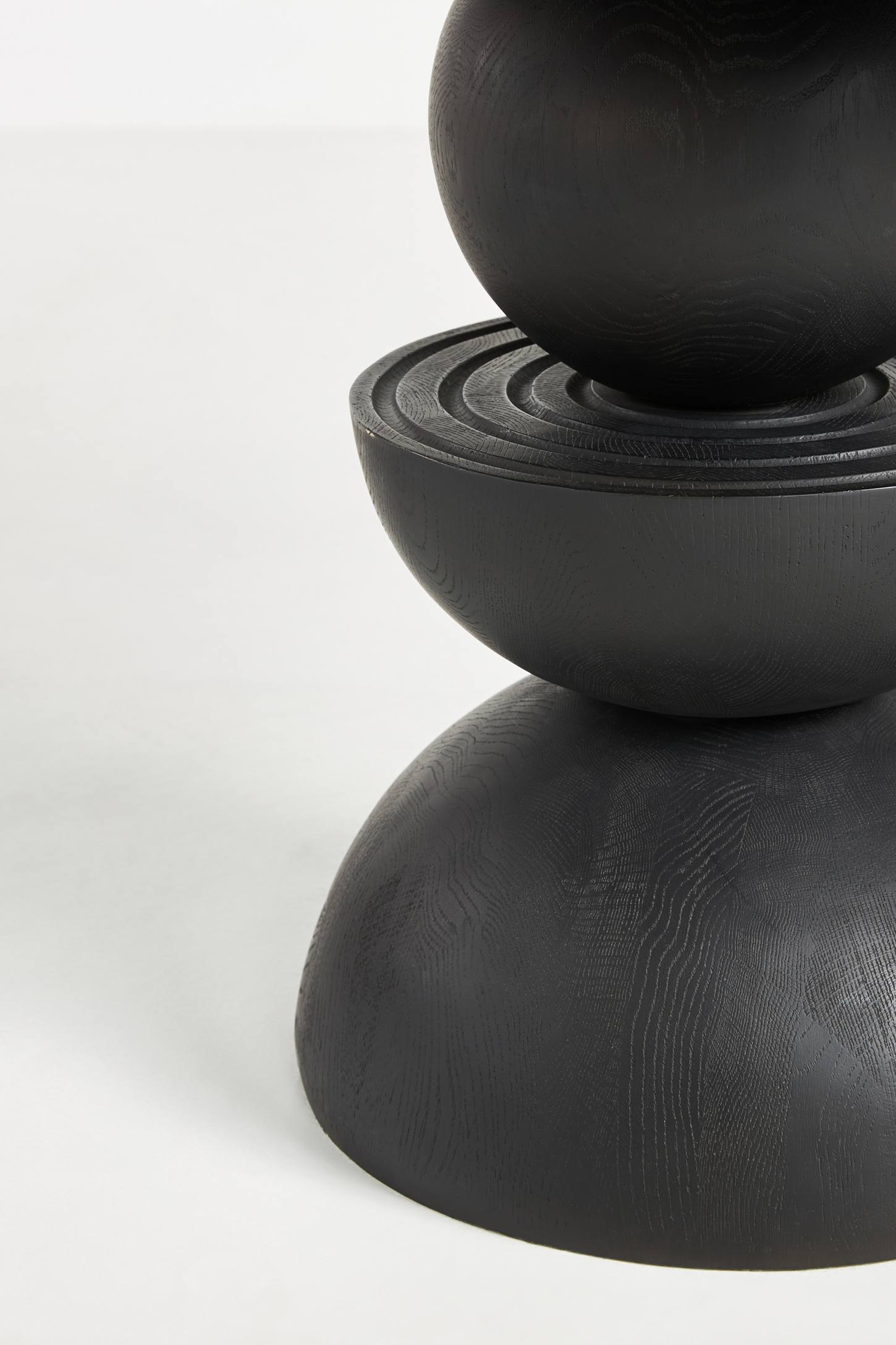 Pluto Round Dining Table - Lakkadhaara