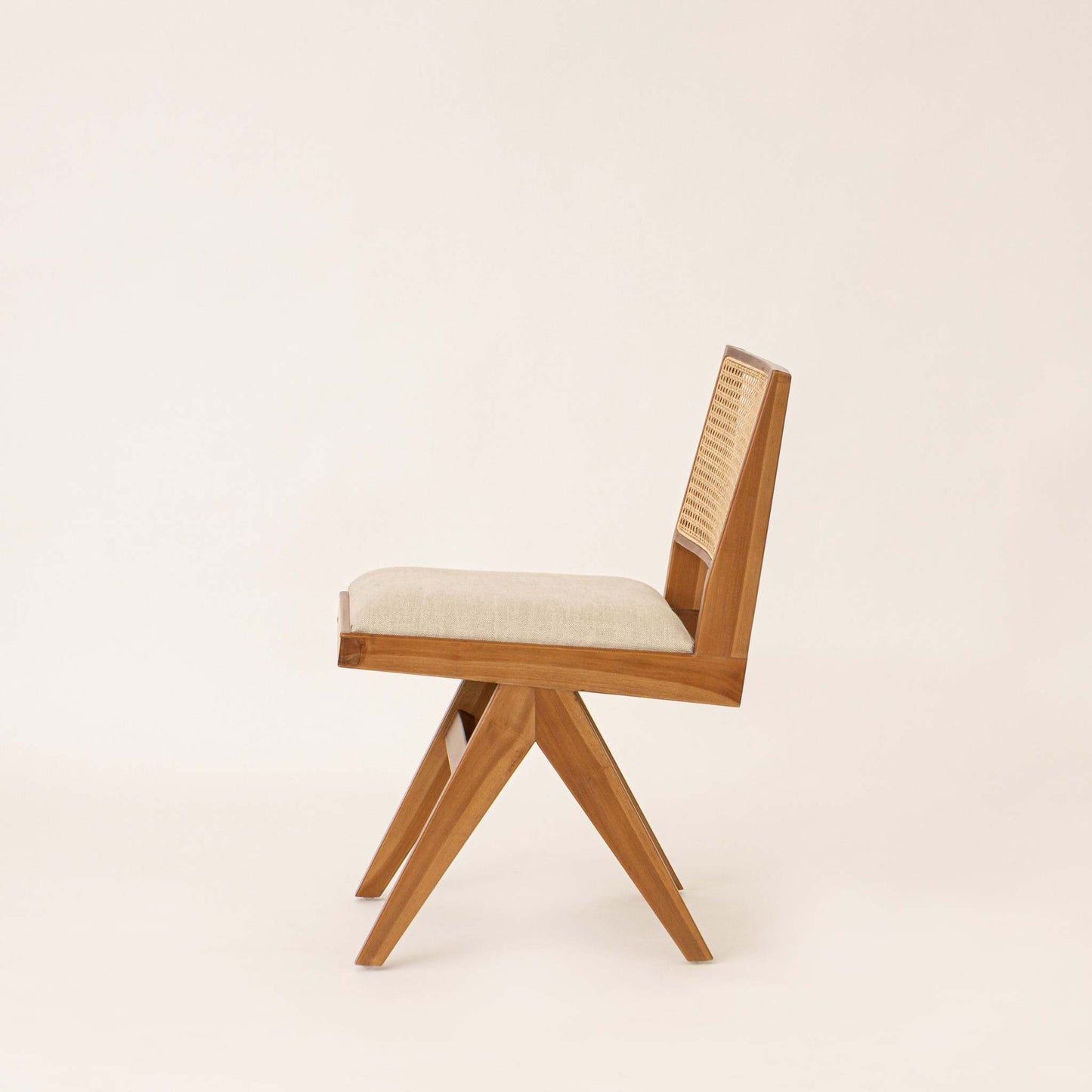 Washington Rattan Dining Chair - Lakkadhaara