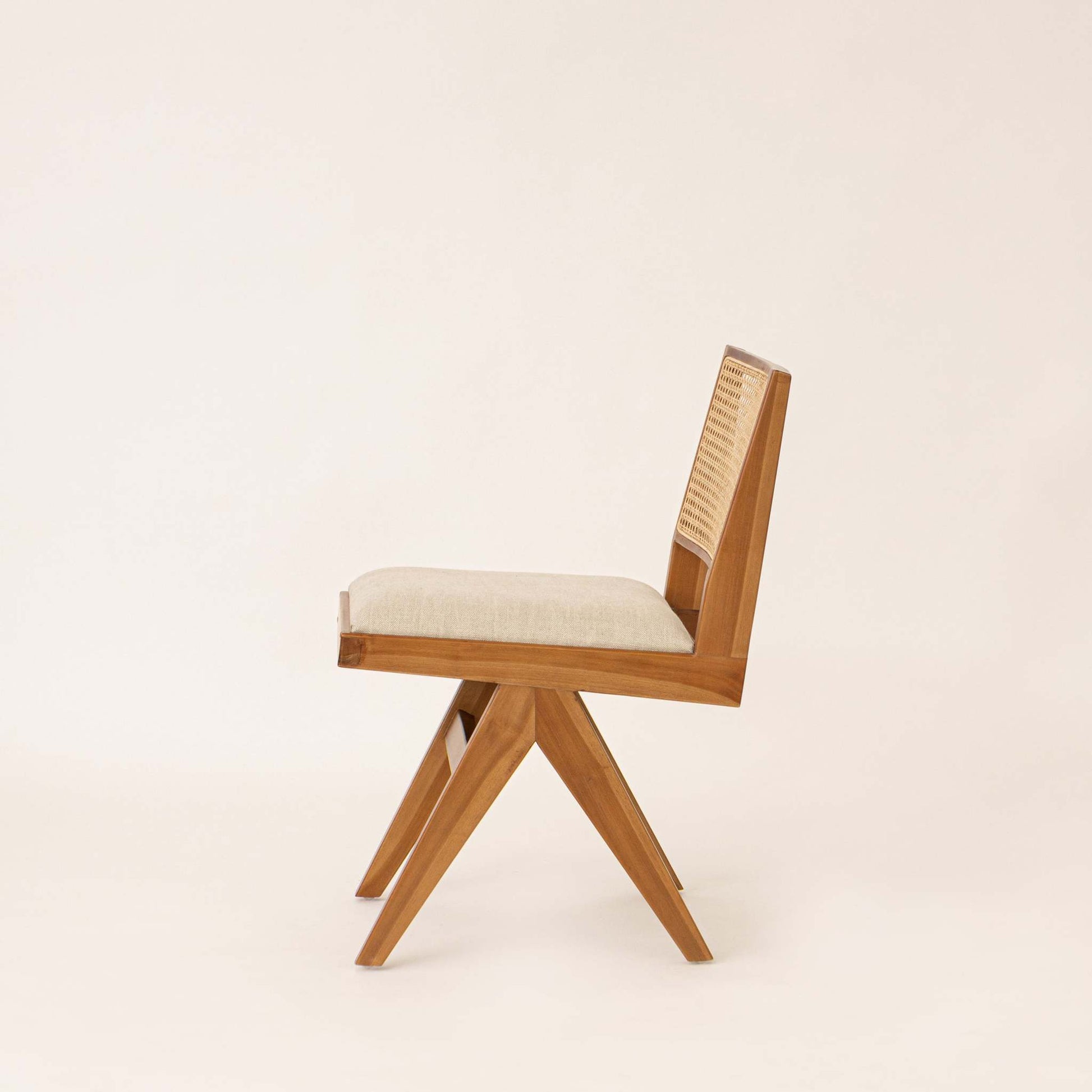 Washington Rattan Dining Chair - Lakkadhaara