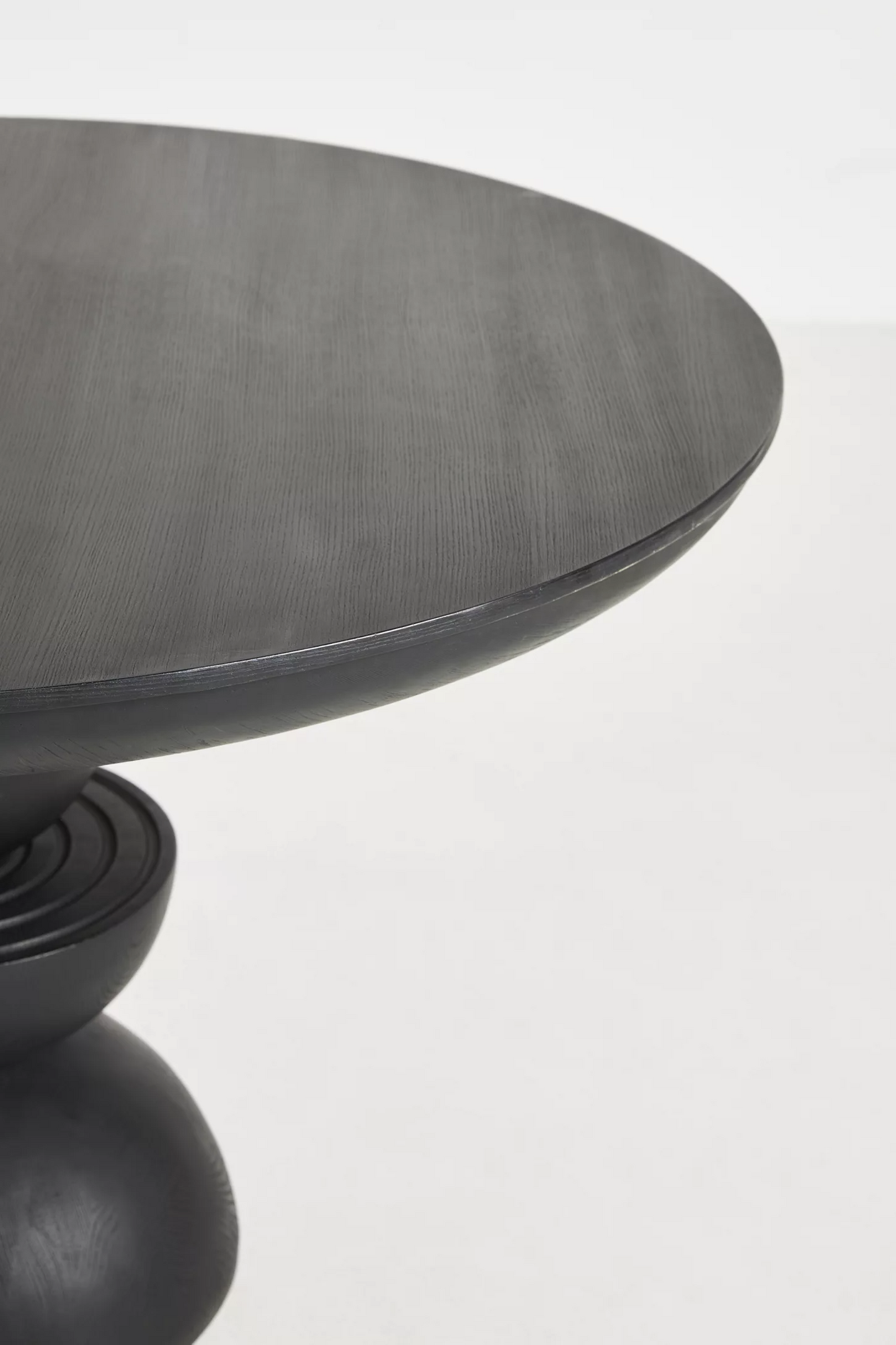 Pluto Round Dining Table