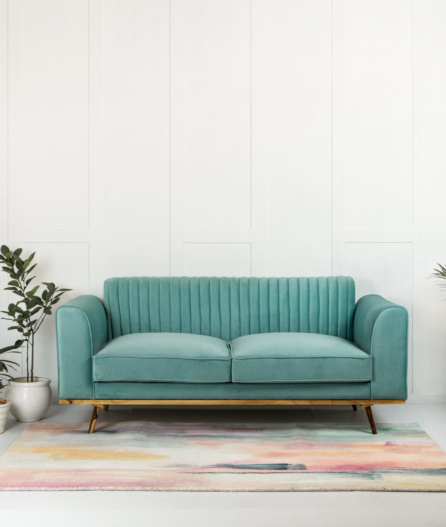 Advik Sofa - Lakkadhaara