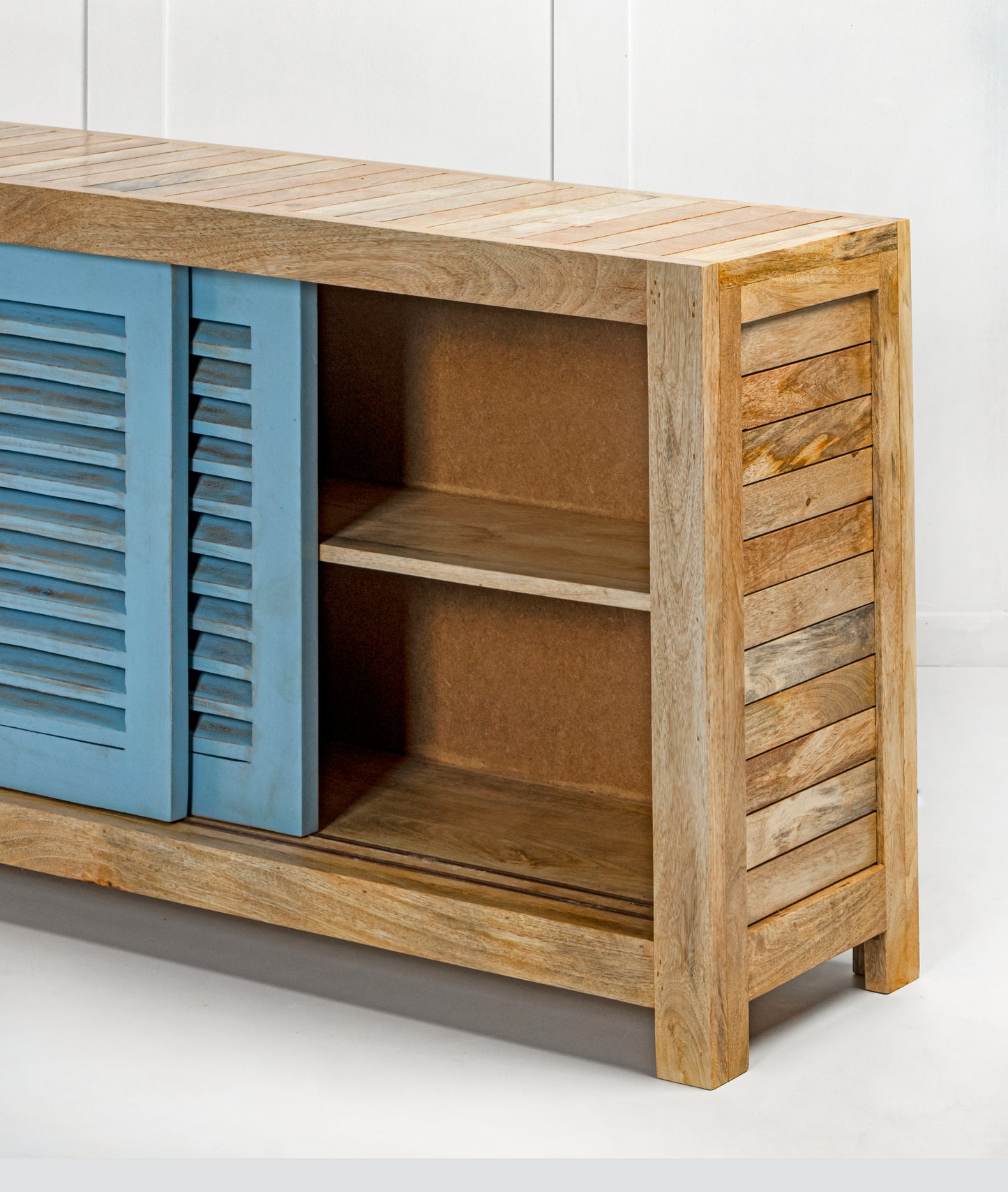 Anagi Shoe Rack - Lakkadhaara