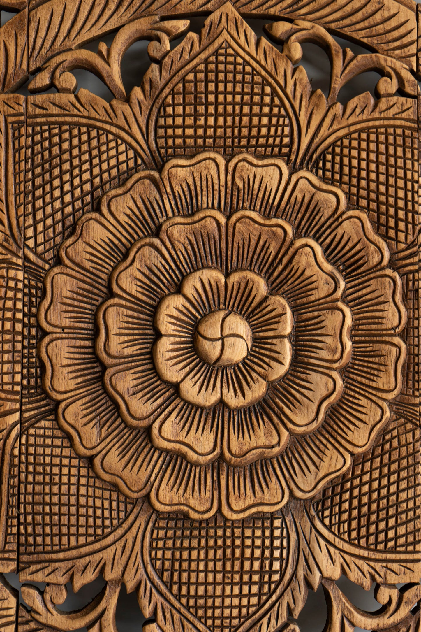 Antique Carved Headboard - Lakkadhaara