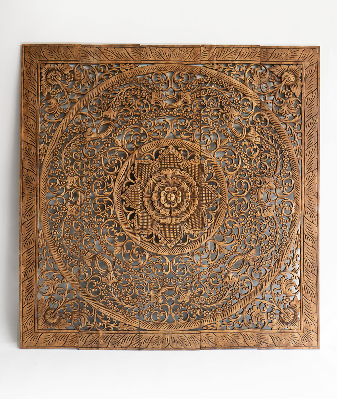 Antique Carved Headboard - Lakkadhaara