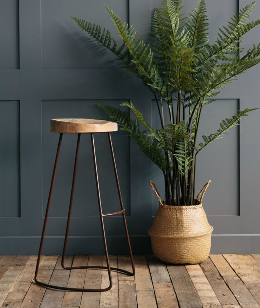 Apollo Industrial Bar Stool - Lakkadhaara