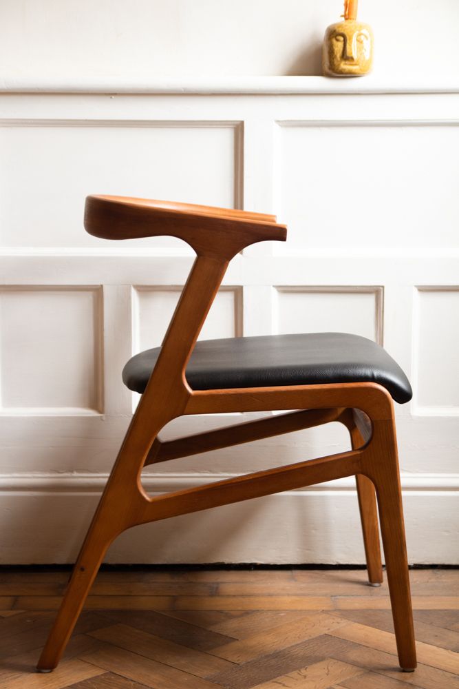 Ashford Mid-Century Chair - Lakkadhaara