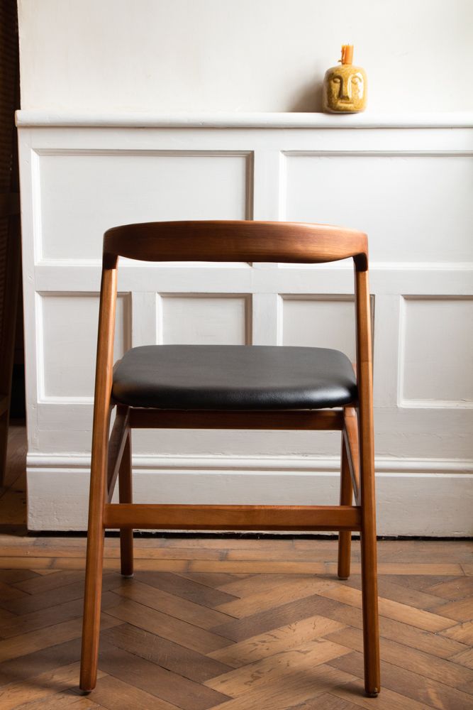 Ashford Mid-Century Chair - Lakkadhaara