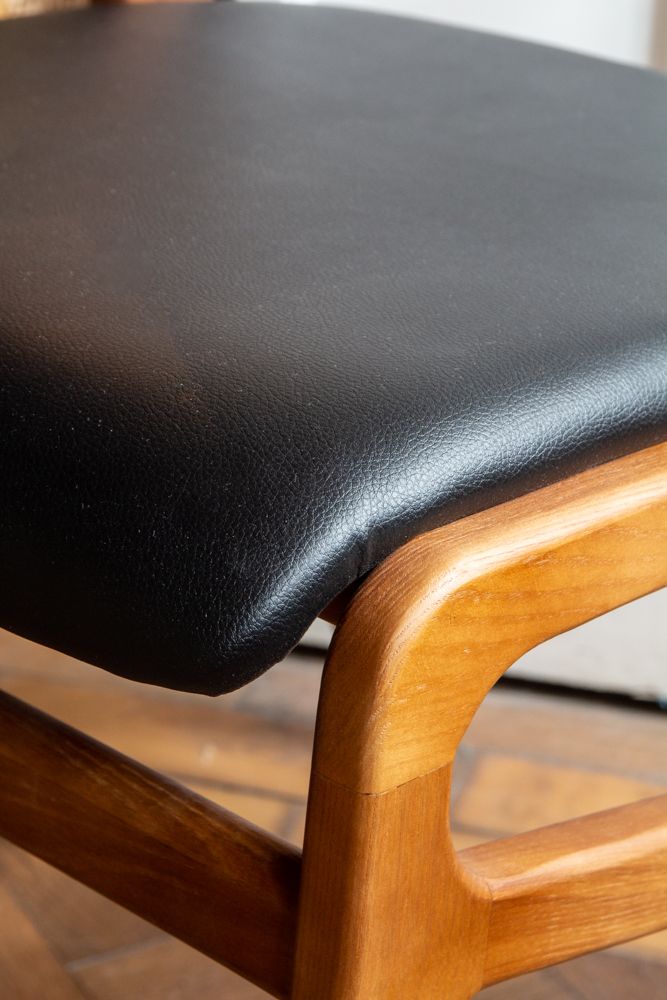 Ashford Mid-Century Chair - Lakkadhaara