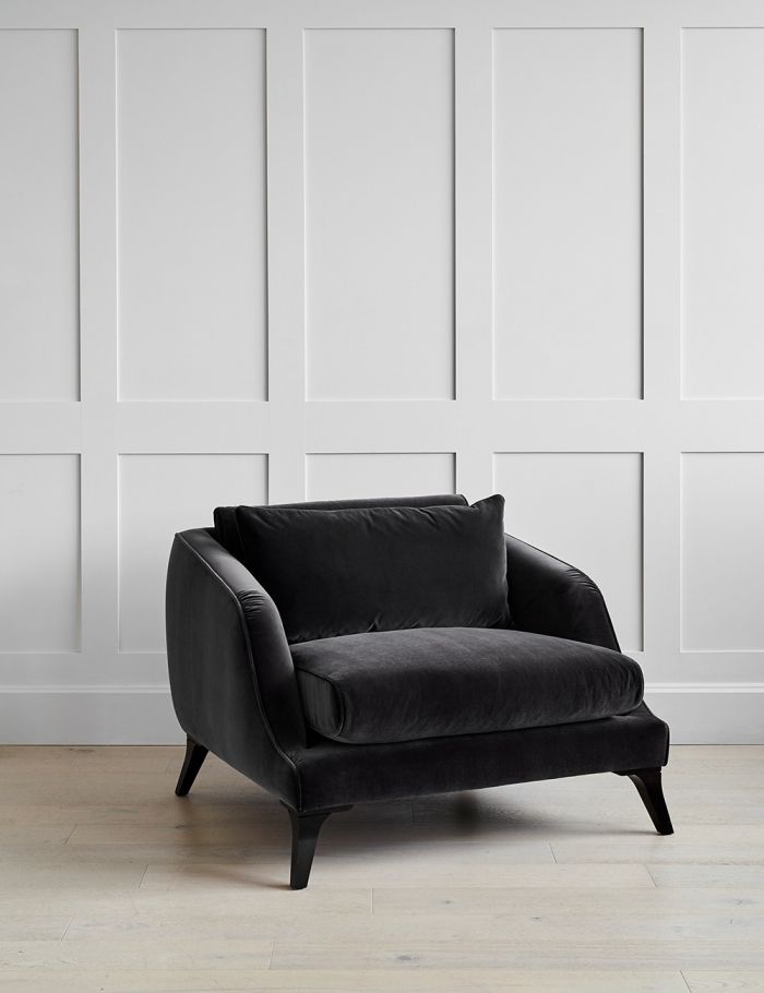 Bayford Armchair - Lakkadhaara