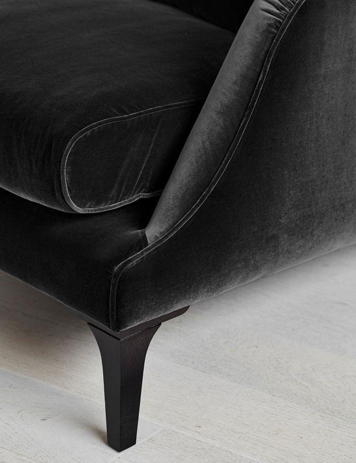 Bayford Armchair - Lakkadhaara