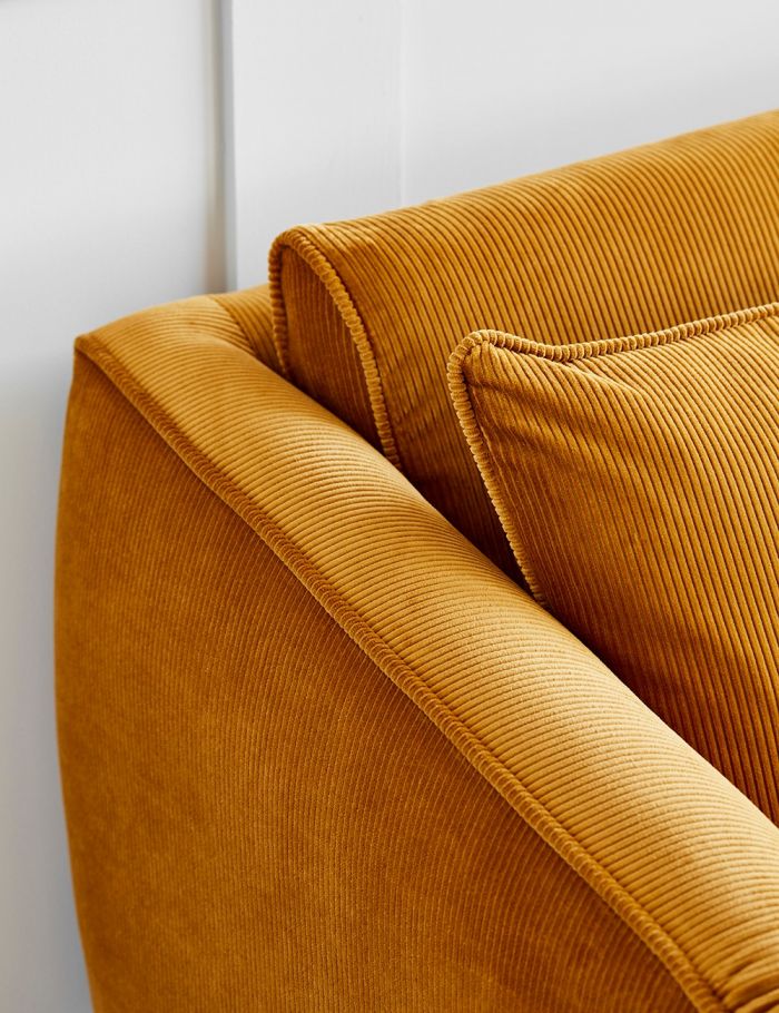 Bayford Sofa - Lakkadhaara