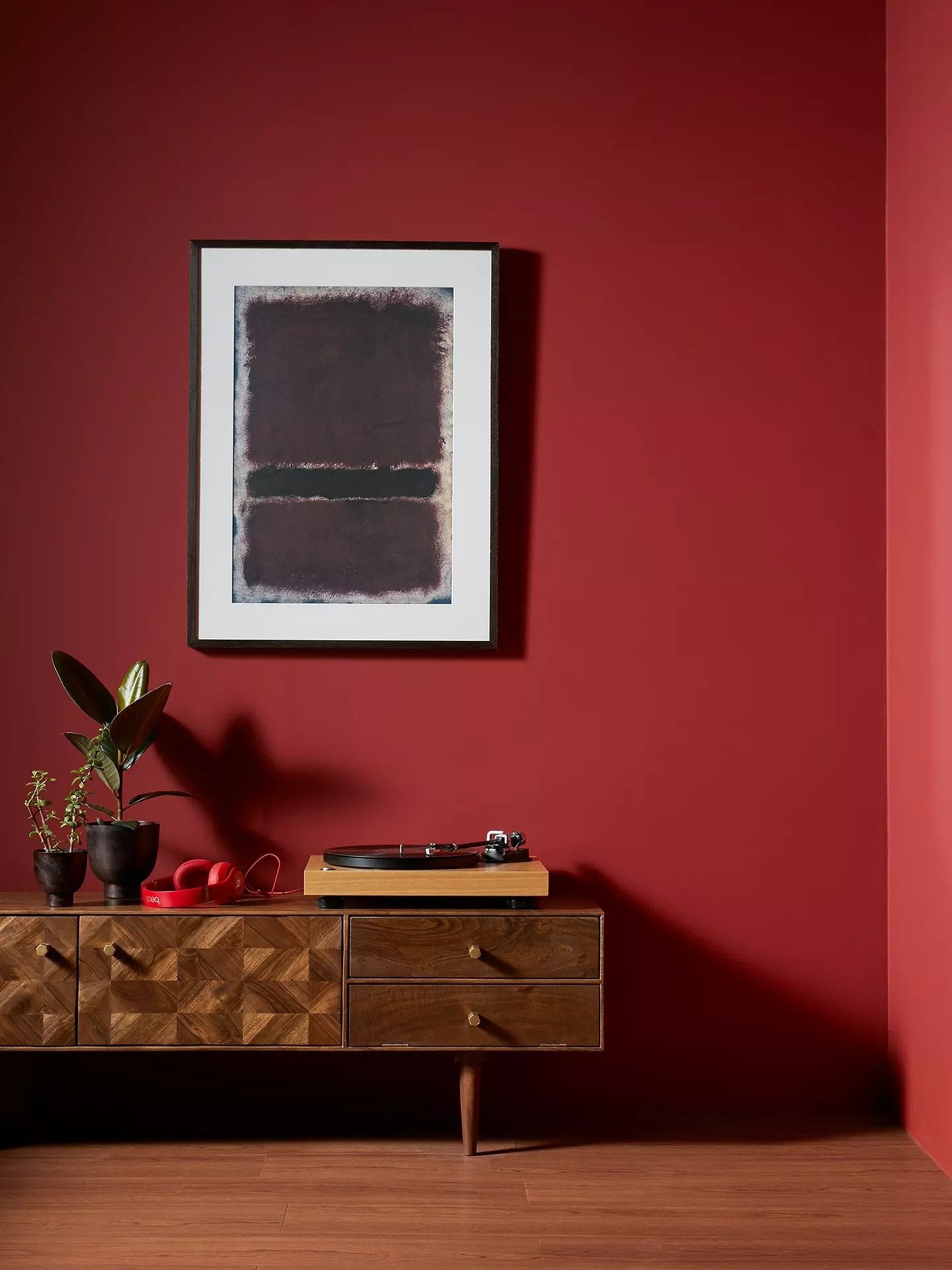 Cassandra Solid Wood Tvc - Lakkadhaara