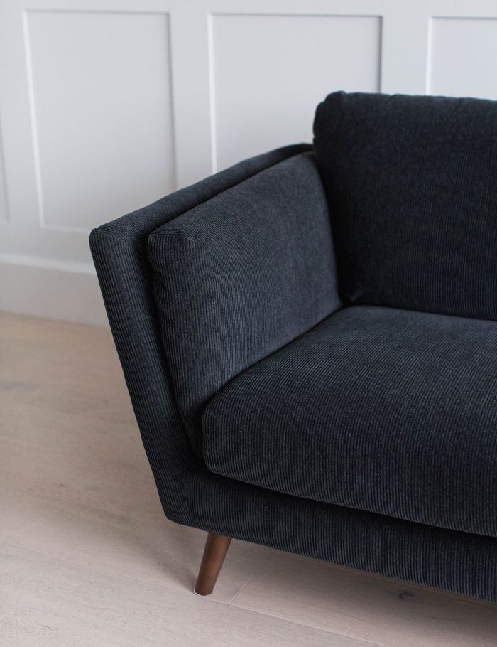 Coventry Sofa - Lakkadhaara