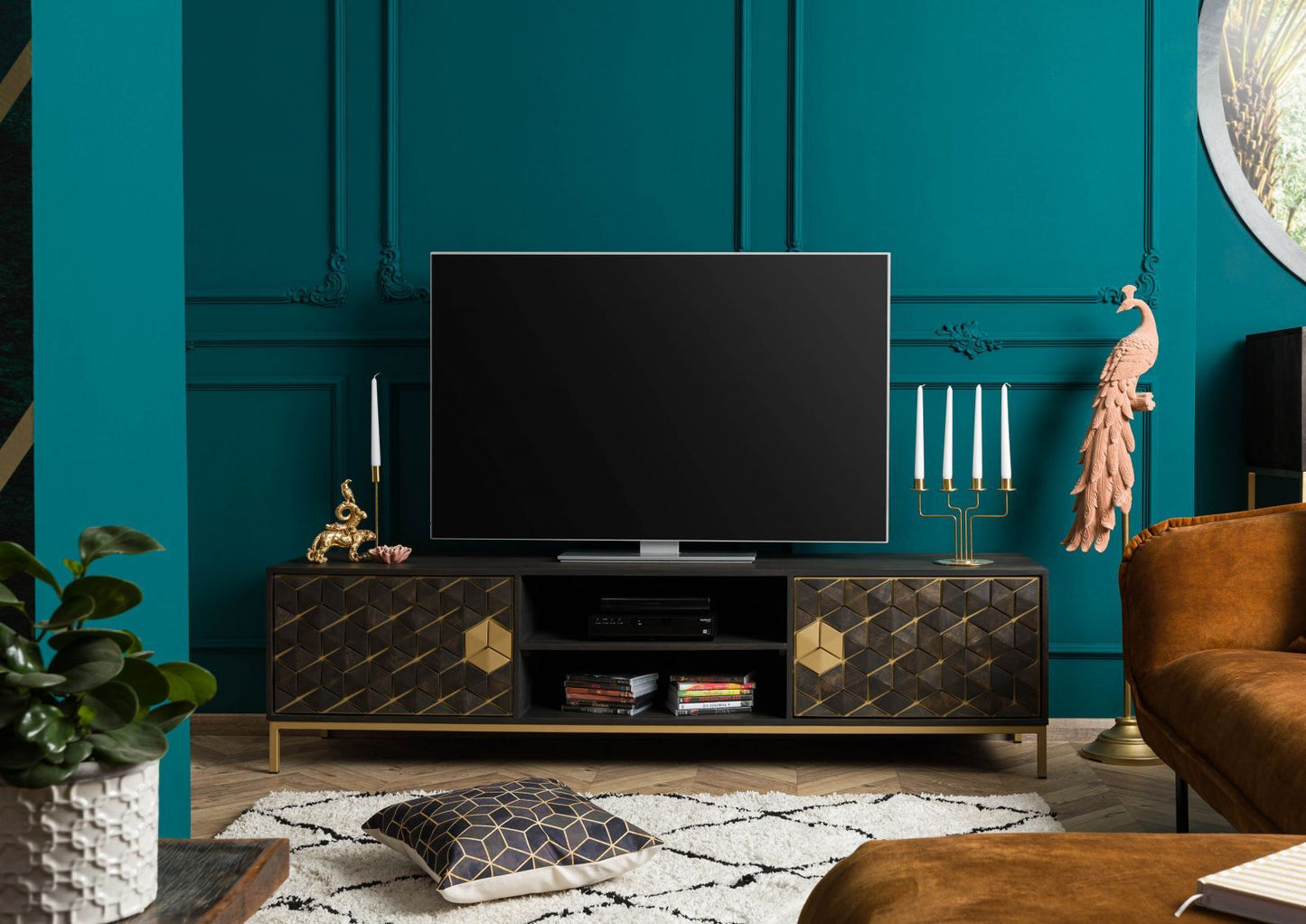 Diamond Tv Cabinet - Lakkadhaara