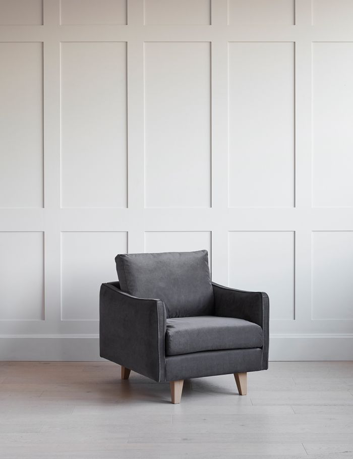 Era Armchair - Lakkadhaara