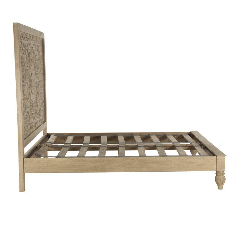 Florence Carving Bed - Lakkadhaara