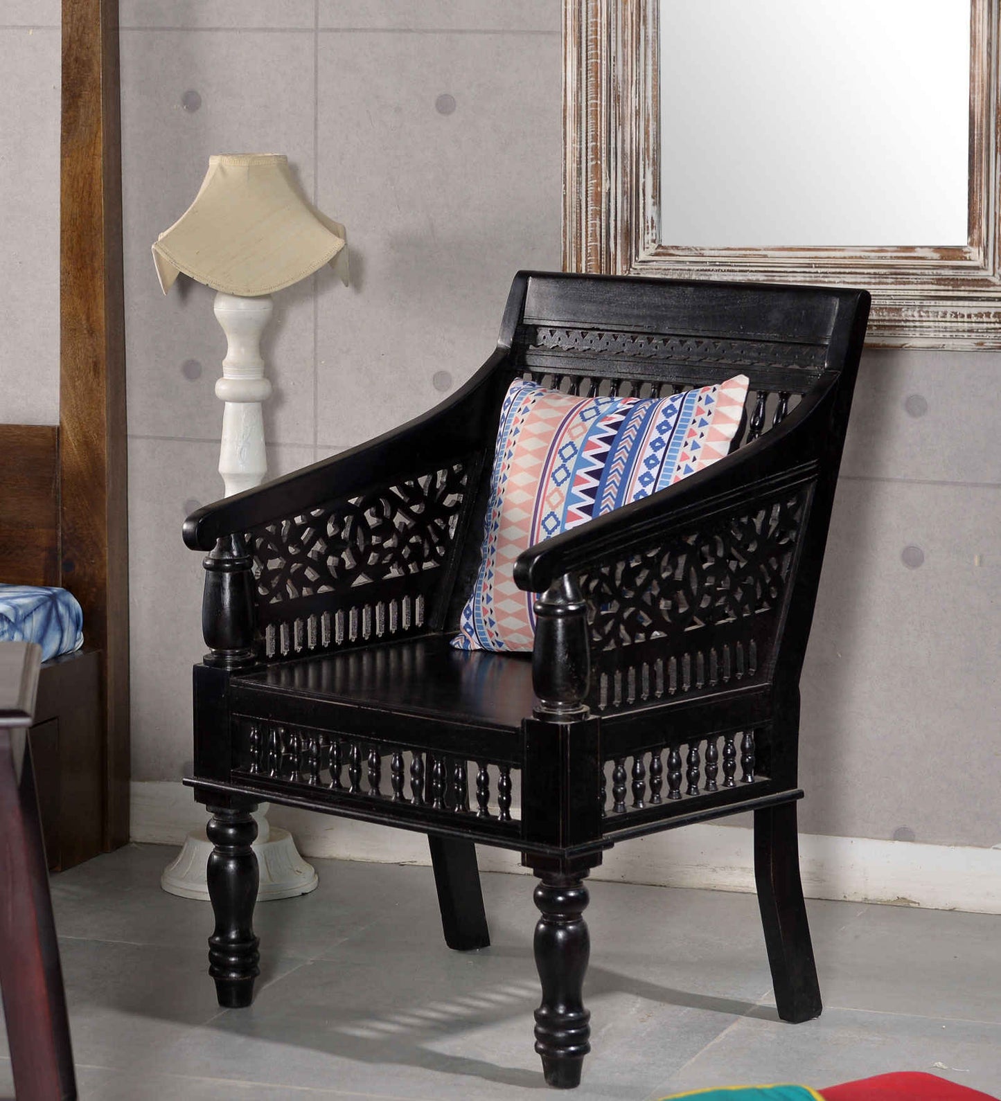 Ghirli Single Seater Sofa - Lakkadhaara