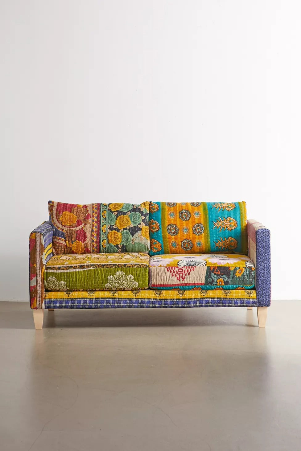 Kantha Love Seat - Lakkadhaara