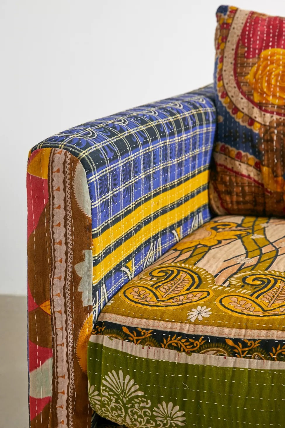 Kantha Love Seat - Lakkadhaara