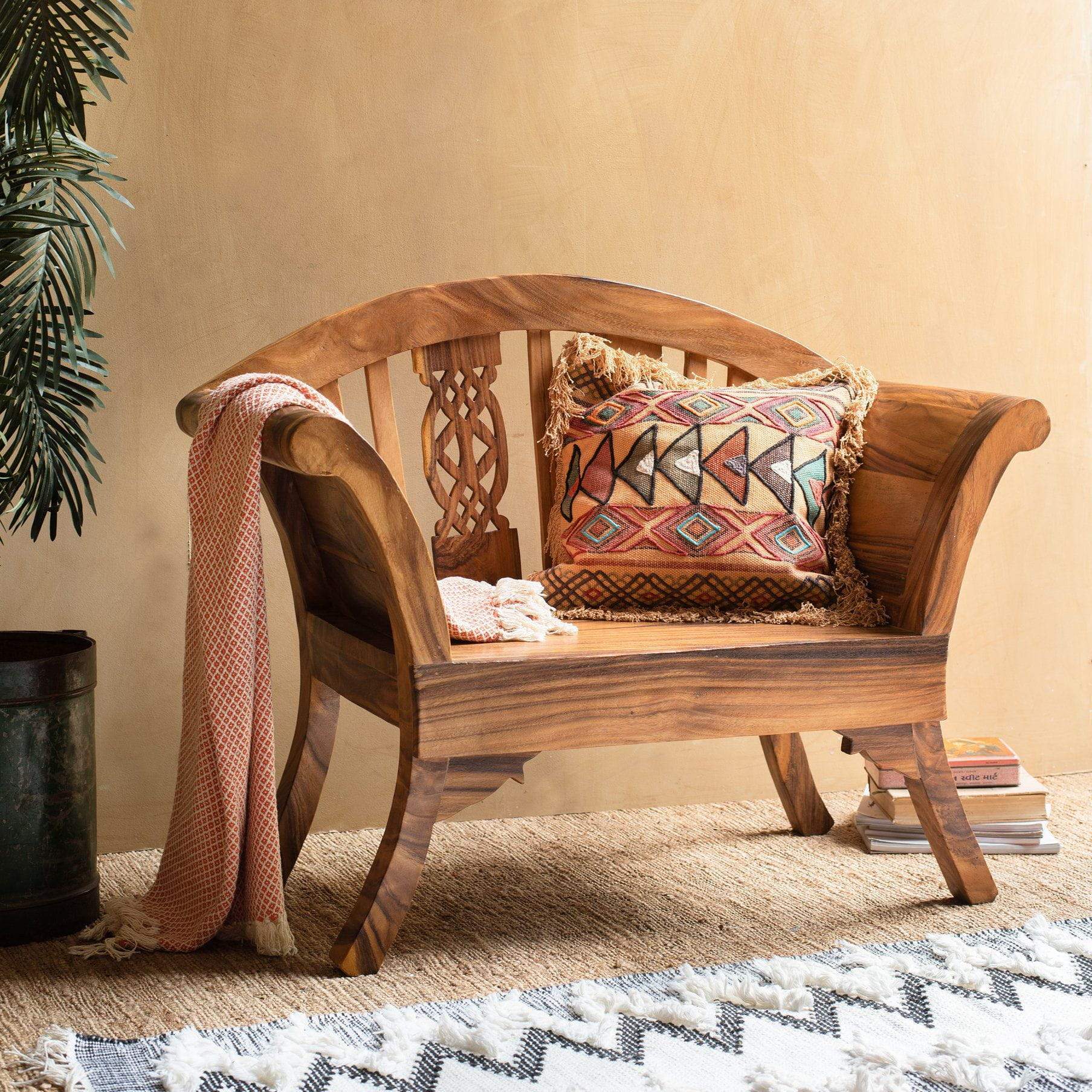 Storyteller's Chair - Lakkadhaara