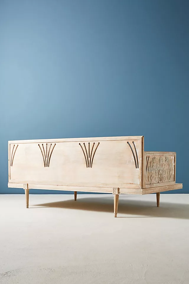 Trivi Day Bed - Lakkadhaara