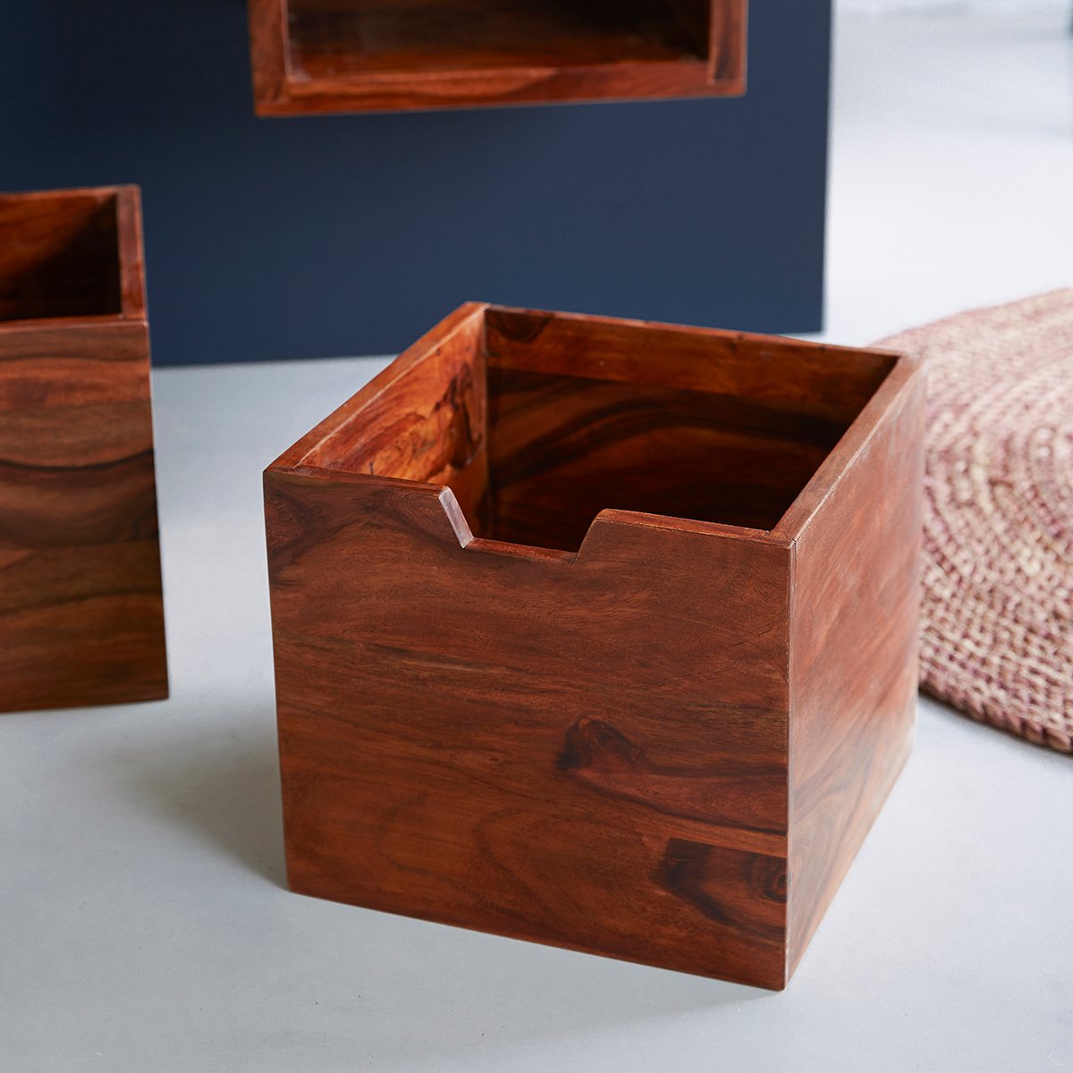 Tuffel Wall Rack - Lakkadhaara