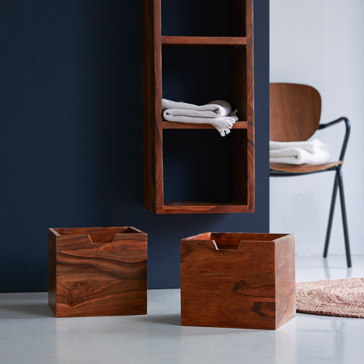 Tuffel Wall Rack - Lakkadhaara