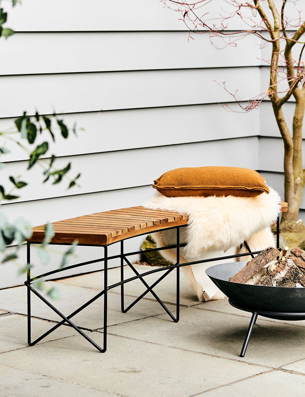 Wooden Firepit Bench - Lakkadhaara