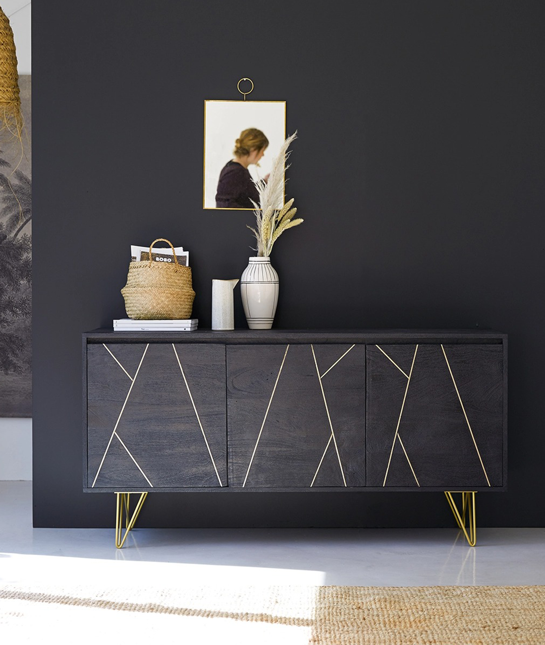 Zeno Sideboard - Lakkadhaara