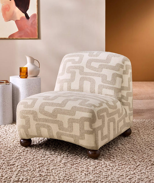 Hollis Without Armchair