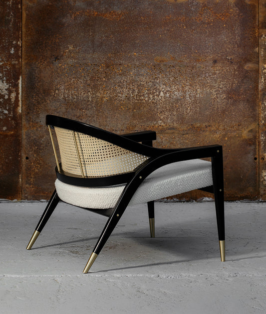 Birbal Armchair - Lakkadhaara