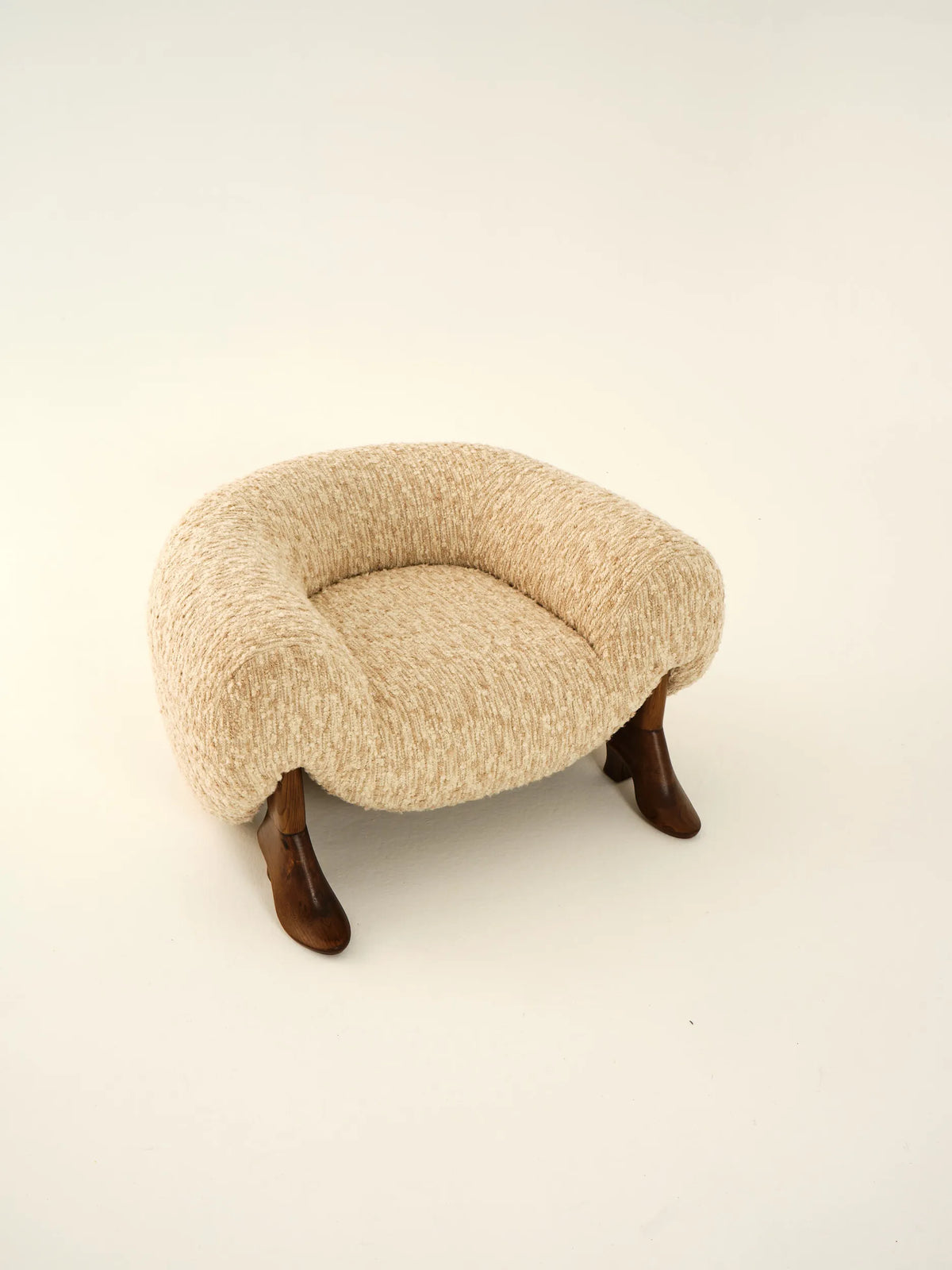 Cobbler Chair side view
