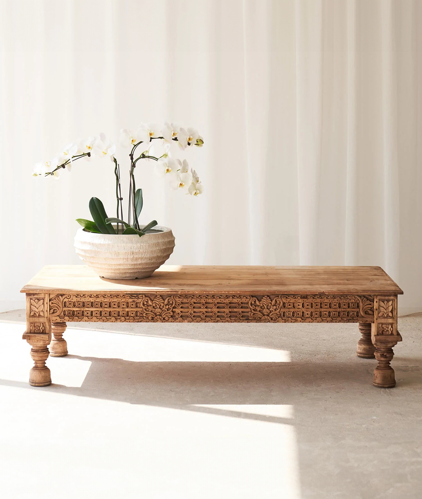 Groot Intricate Carved Wooden Coffee Table Furniture – Lakkadhaara