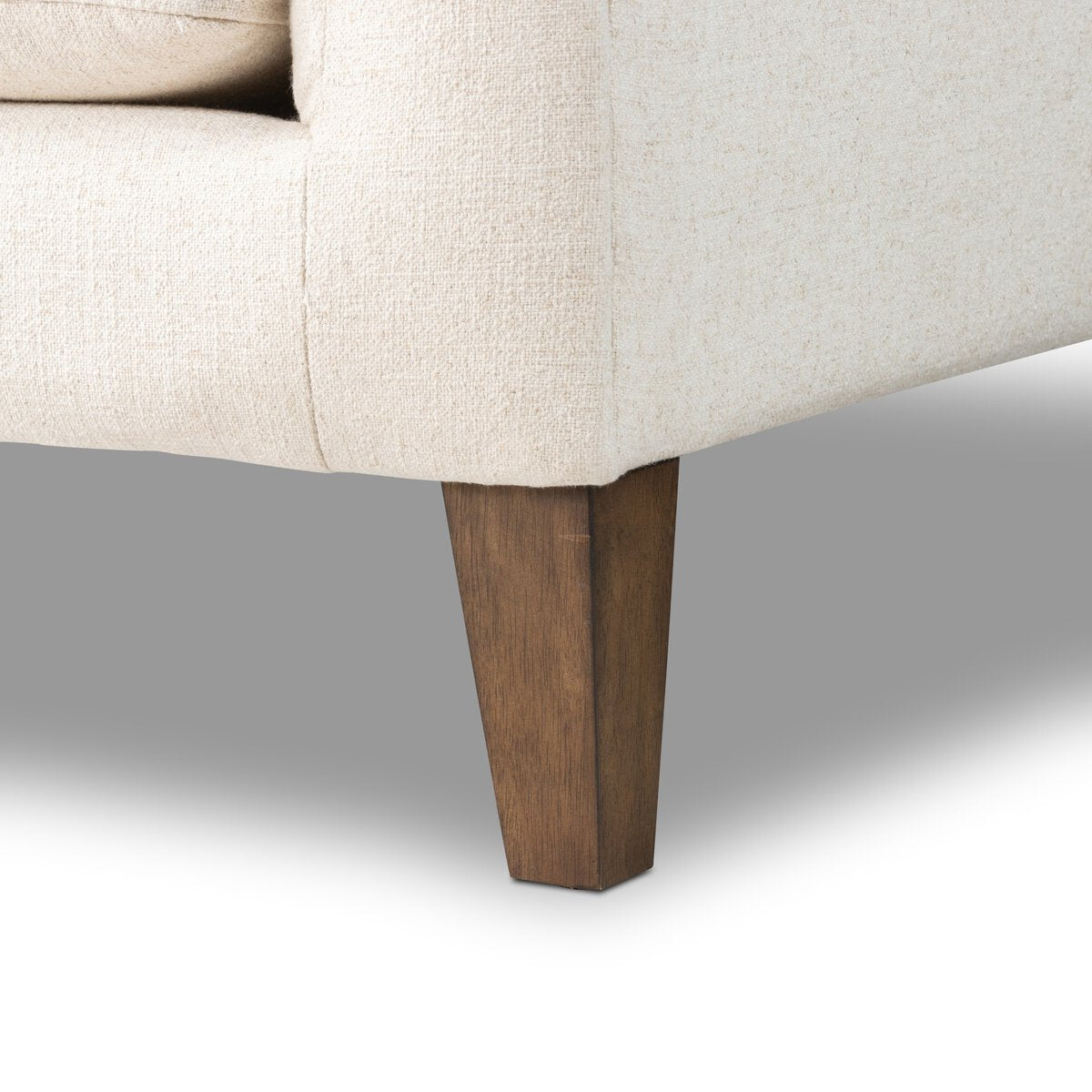 Gwen Sofa - Lakkadhaara