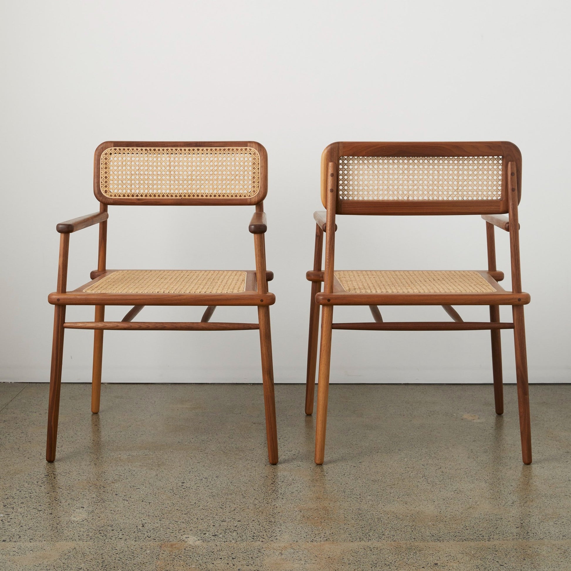 June Dining Chair with Armrest - Lakkadhaara