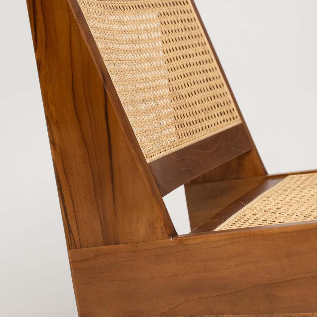 Kangaroo Chair - Lakkadhaara