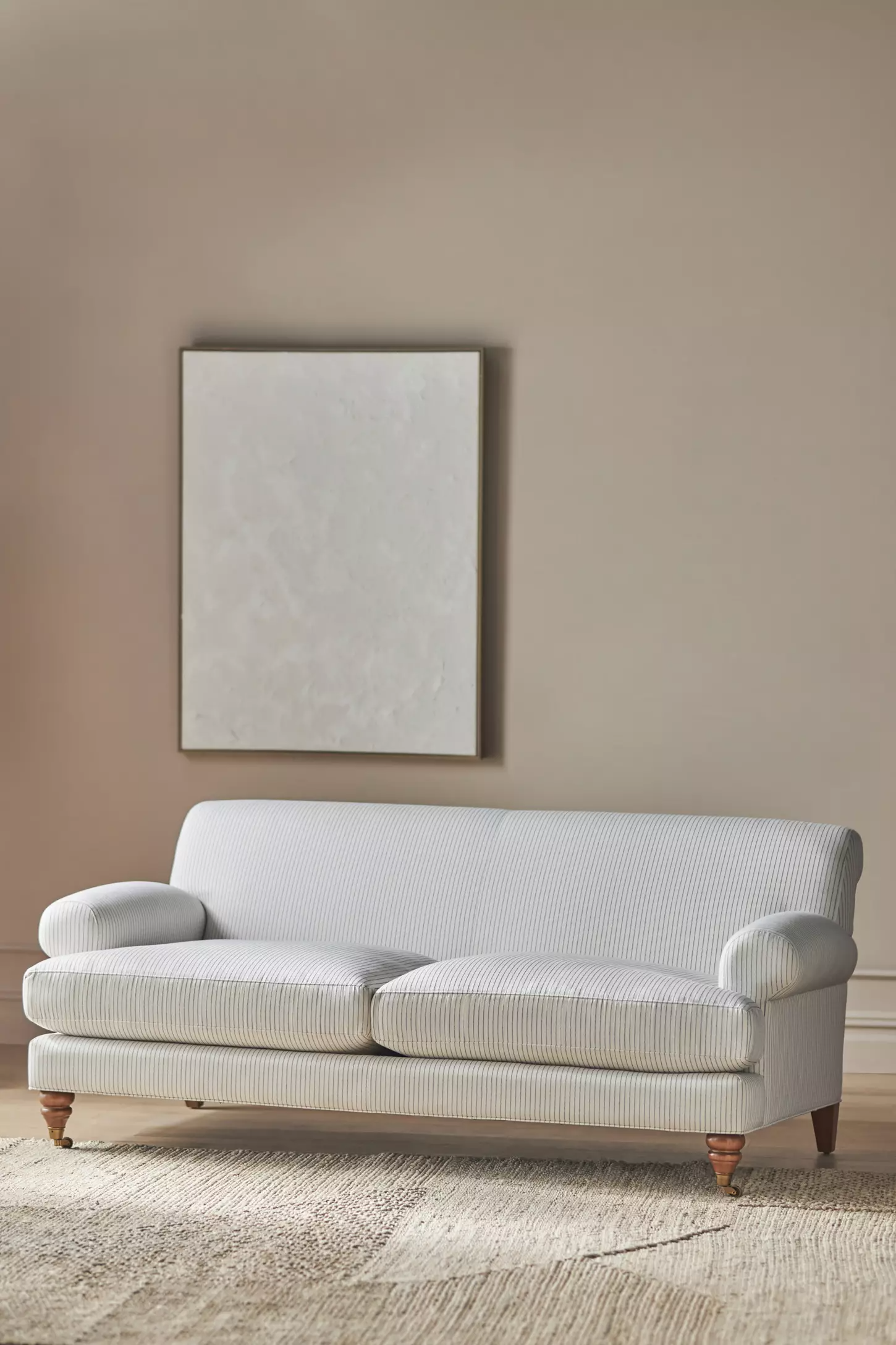 London Sofa - Lakkadhaara