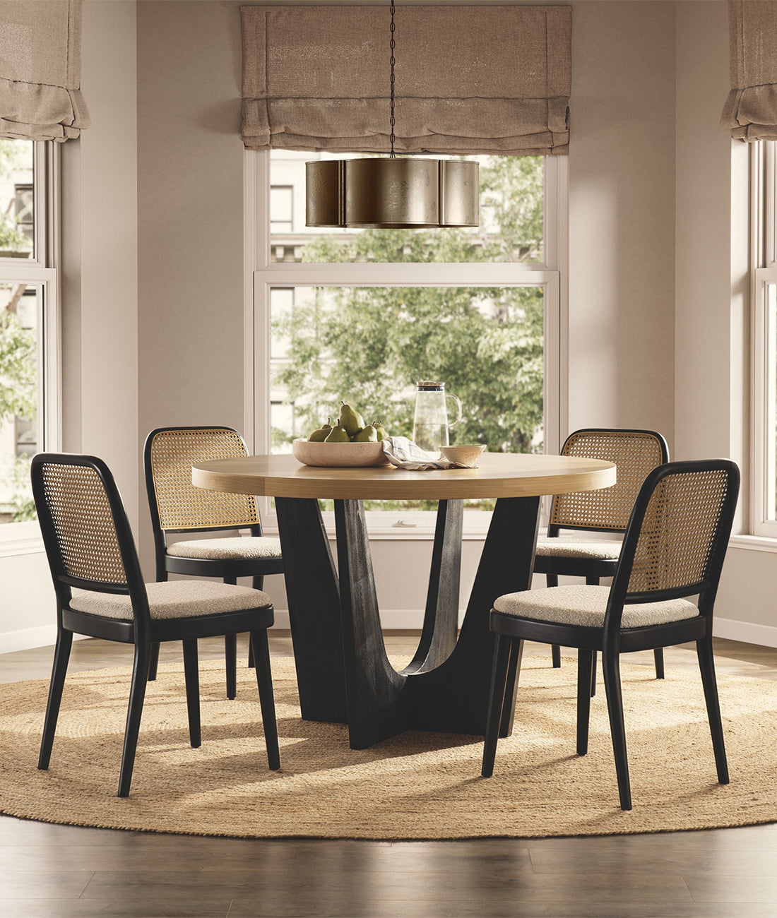 Mitsuki Round Dining Table - Lakkadhaara
