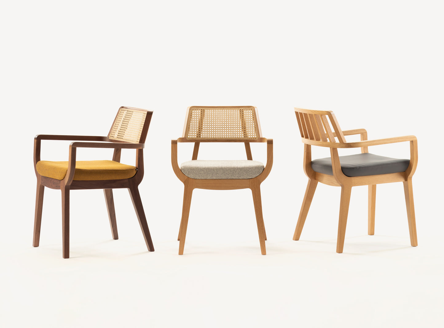 Nayla Chair - Lakkadhaara