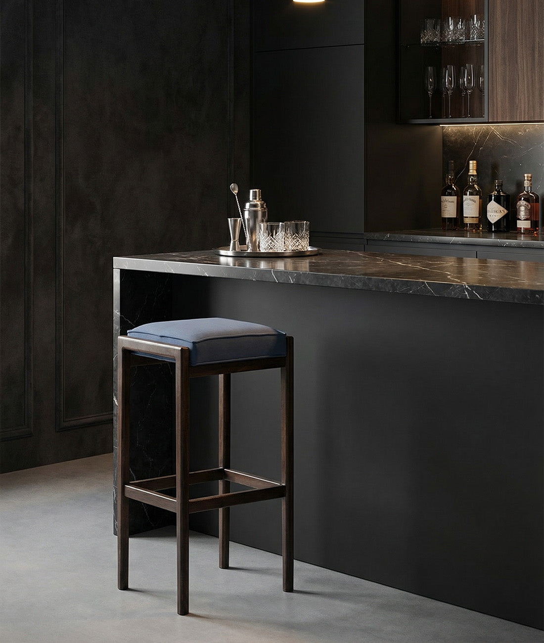 Remus Bar Stool