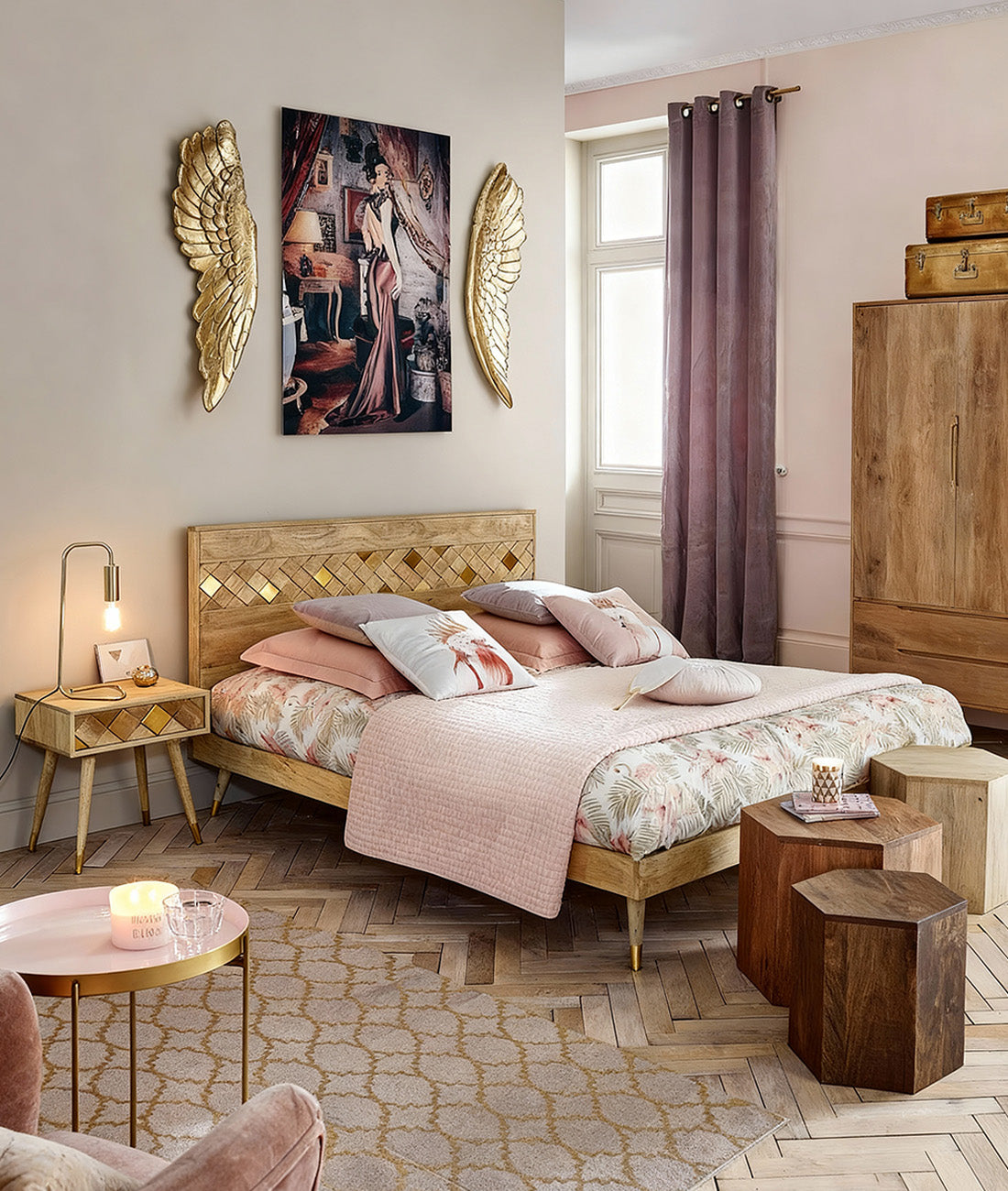 Santiago Queen Bed