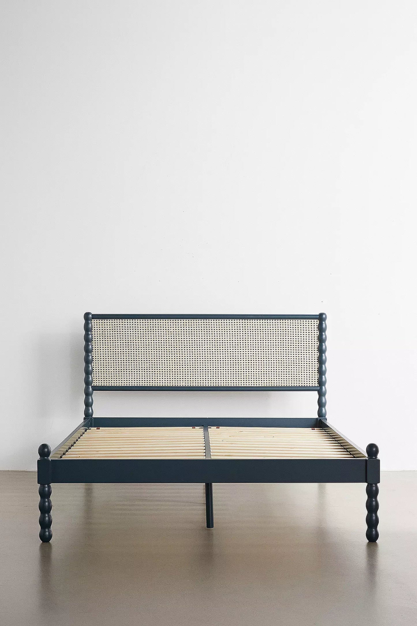 Savannah Rattan Bed