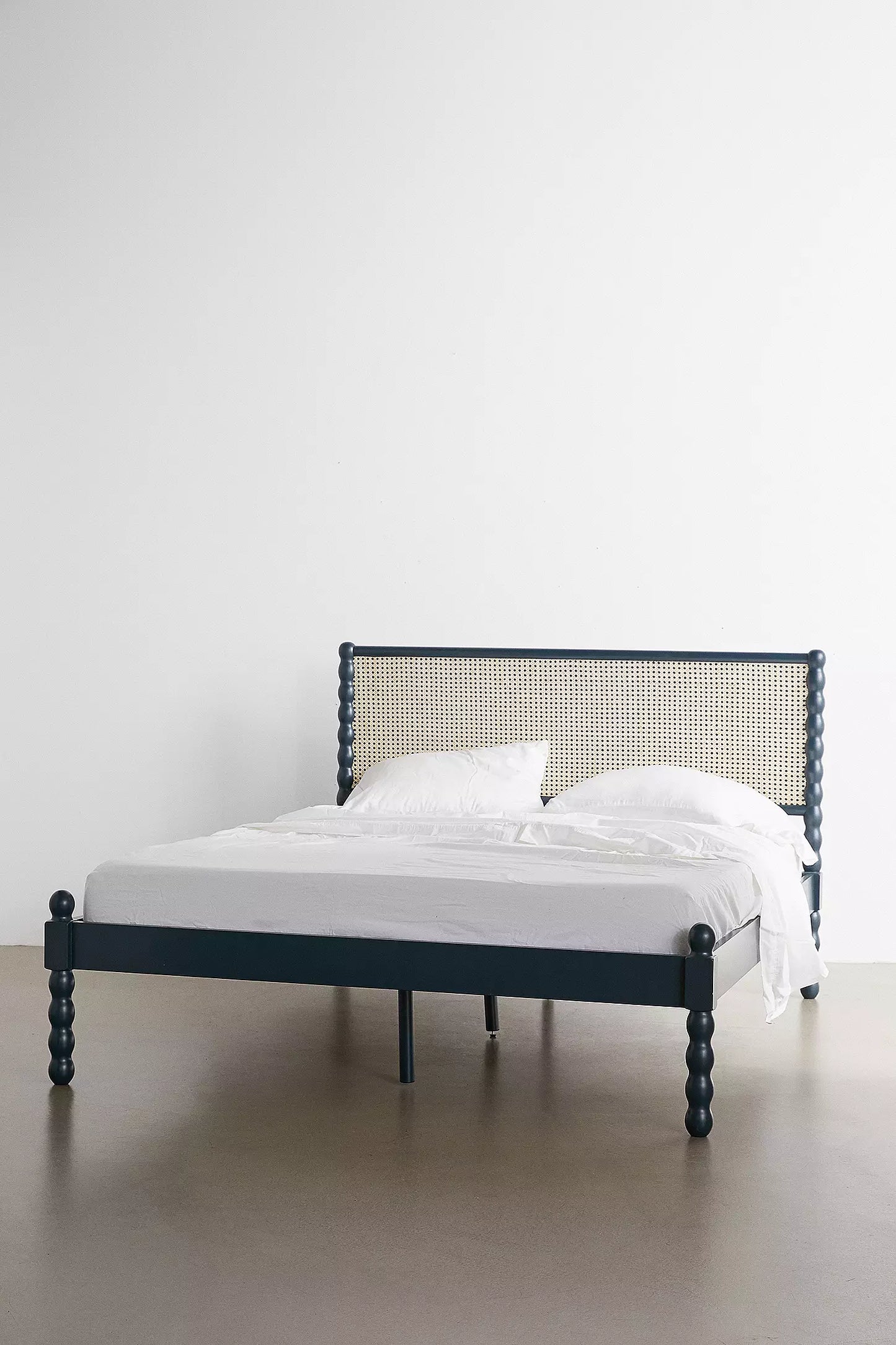 Savannah Rattan Bed