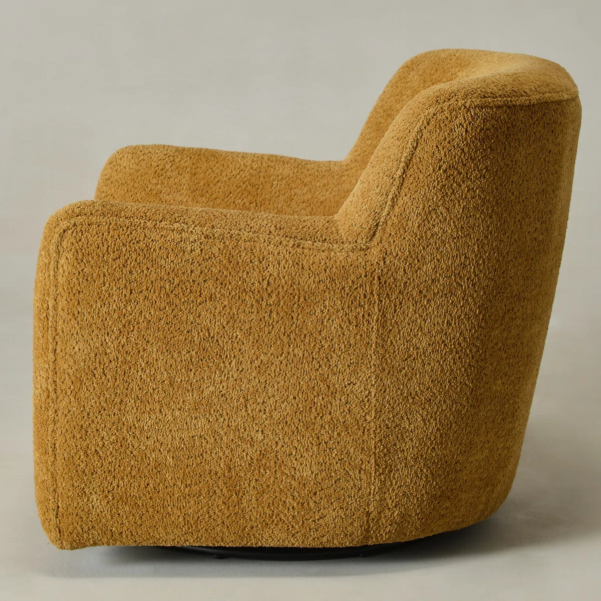 Stallion Swivel Chair